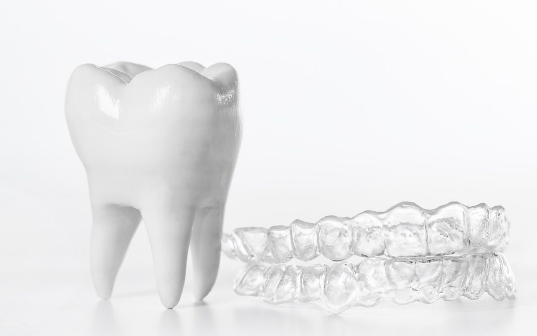 Nakładki Invisalign® – jakich efektów możemy się spodziewać?