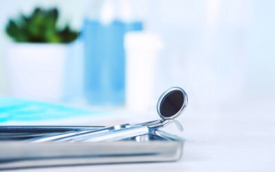 Zęby dwoiste – co to jest i jak się je leczy?