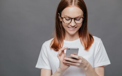 Aparat Invisalign – jakie przypadki kwalifikują się do leczenia?