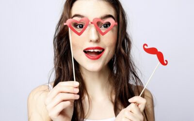 Diastema, czyli przerwa między zębami. Jak ją zlikwidować?