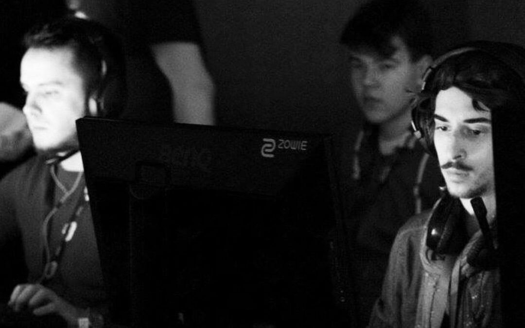 Piotr „powlie” Orkwiszewski pacjentem Kliniki Proste Zęby